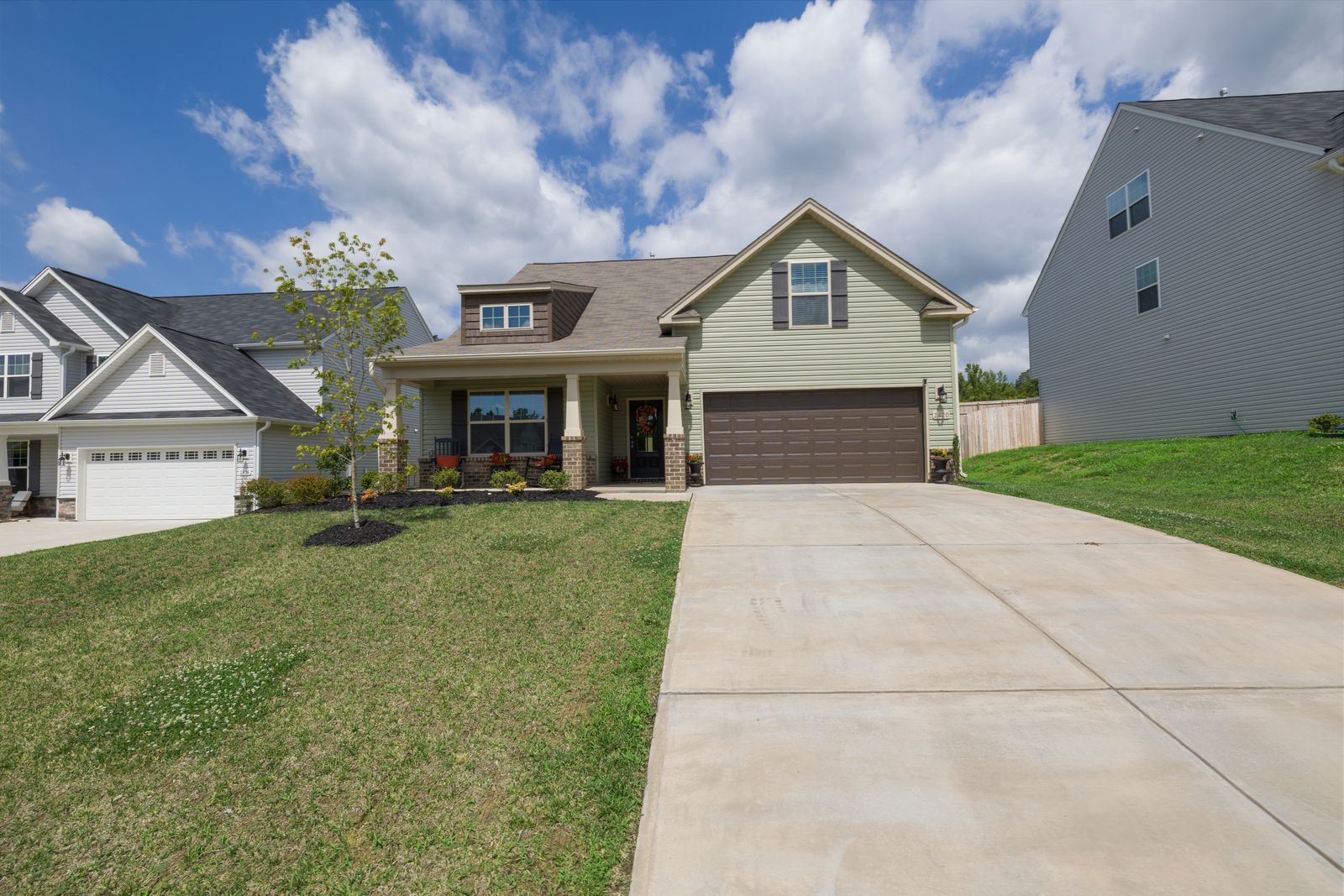 A welcoming two-story suburban home with curb appeal in the Metro East, Illinois